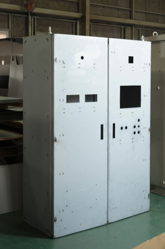 田中製作所の製品例：屋内用制御盤